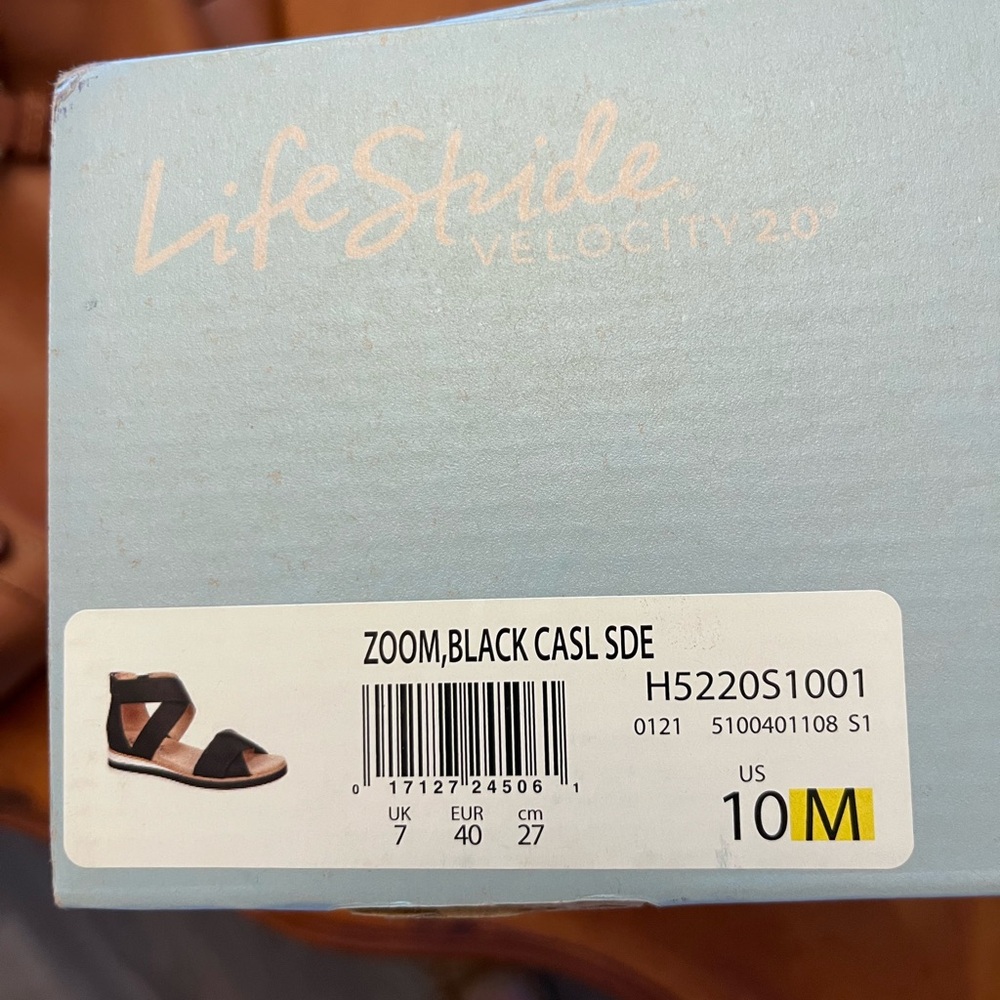 Life Stride Black Crisscross Wedge NIB Size 10